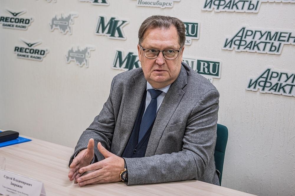 Фото Мэр Искитима и глава Исктимского района поздравили искитимцев с Днём защитника Отечества 3